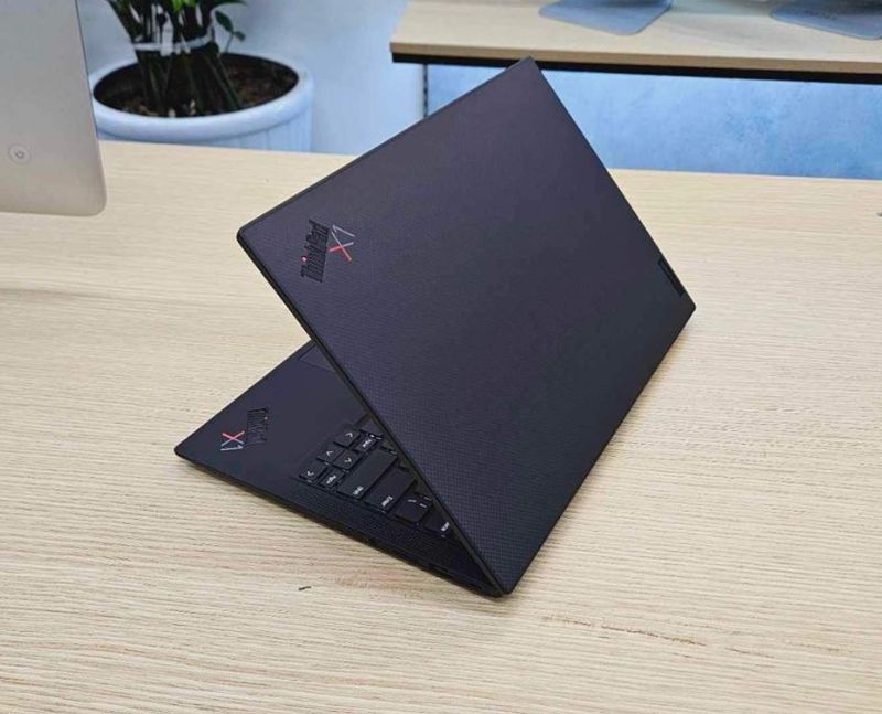 thinkpad x1 carbon gen 11