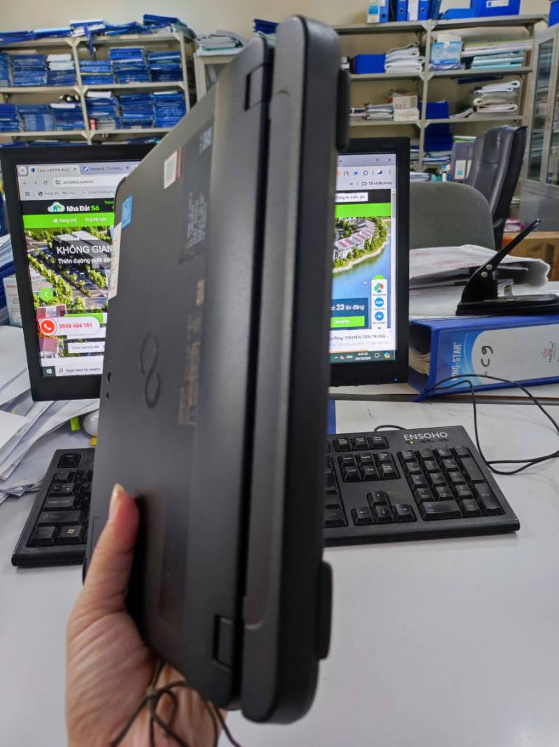 Fujitsu Arrows Tab Q508