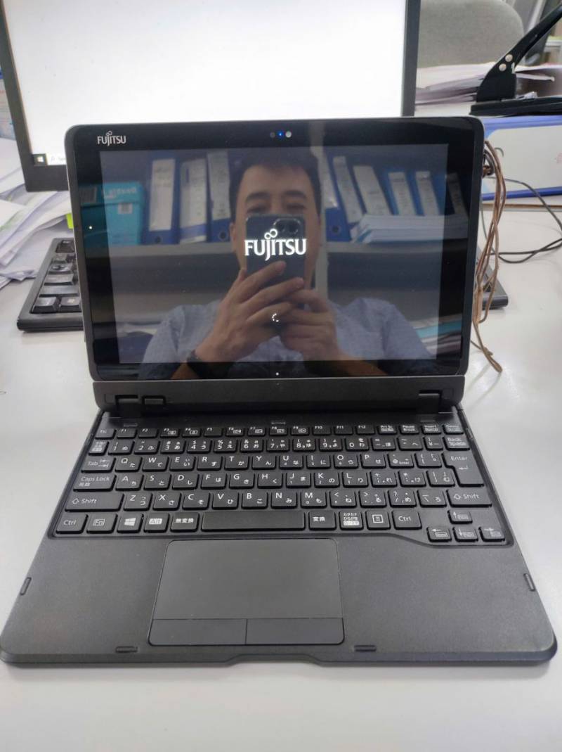 Fujitsu Arrows Tab Q508